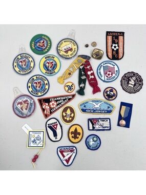Vintage Lot Cub Scouts Boy Scouts Webelos Activity Patches Pins Awards